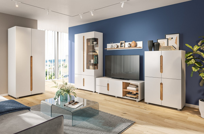 Шкаф-витрина двухдверный 